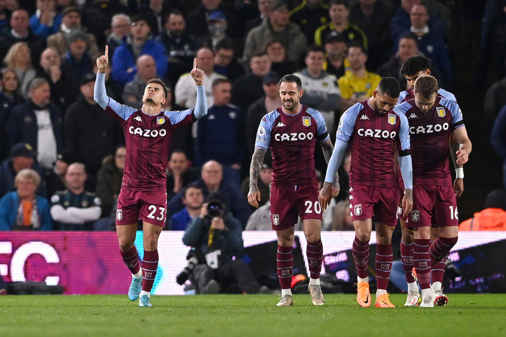 令球迷们惊 令球迷们惊